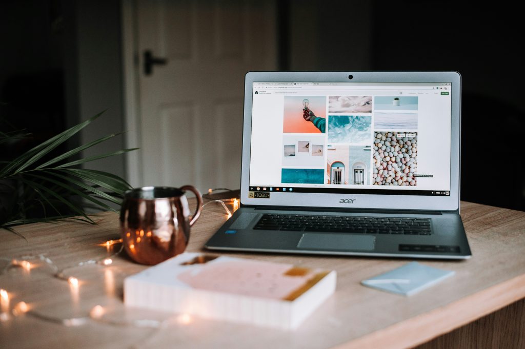 How to Build a Strong Interior Design Portfolio Image